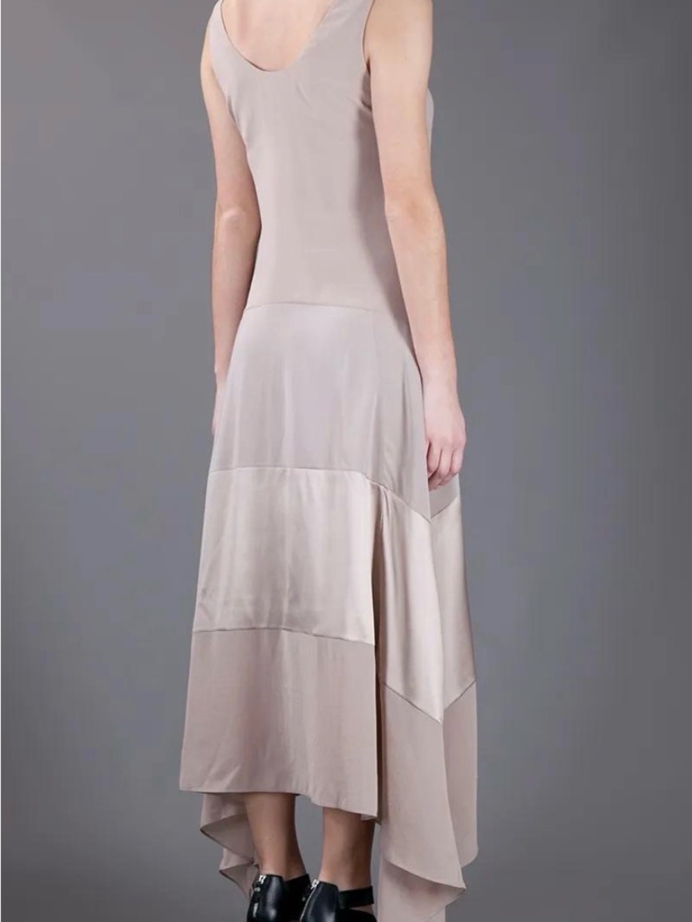 Silk Brunello Cucinelli Sleeveless High-Low Dress in Taupe